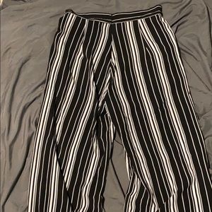 Women’s wide leg pants